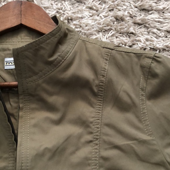 Khaki long sleeve light jacket&zipper&4pockets, M, hardly worn, - Picture 5 of 8